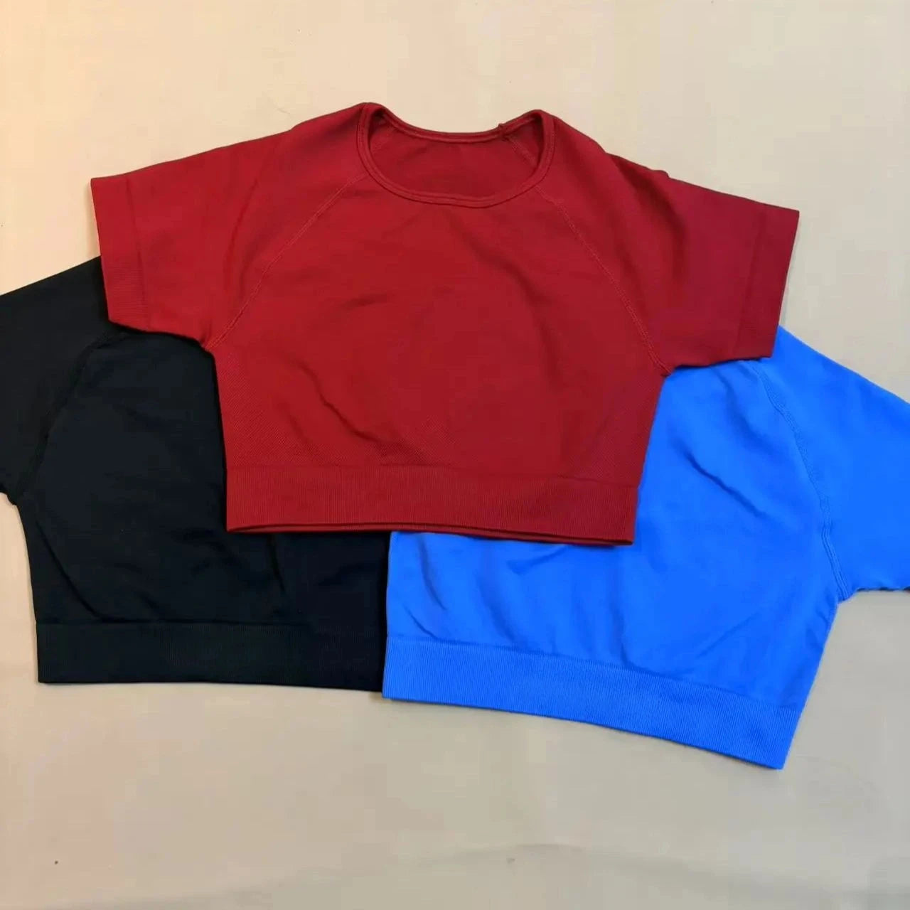 Crop Top Women Short Sleeve Yoga Top Shirts Light Weight Gym Crop Top Seamless Sports Shirt Cycling Breathable