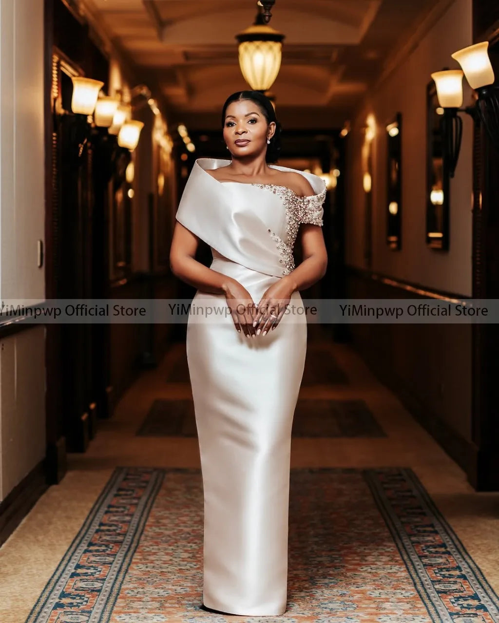 Ivory Mother of the Bride Dress For Wedding Off Shoulder Straight Crystal Satin Wedding Guest Dresses Floor Length Customized