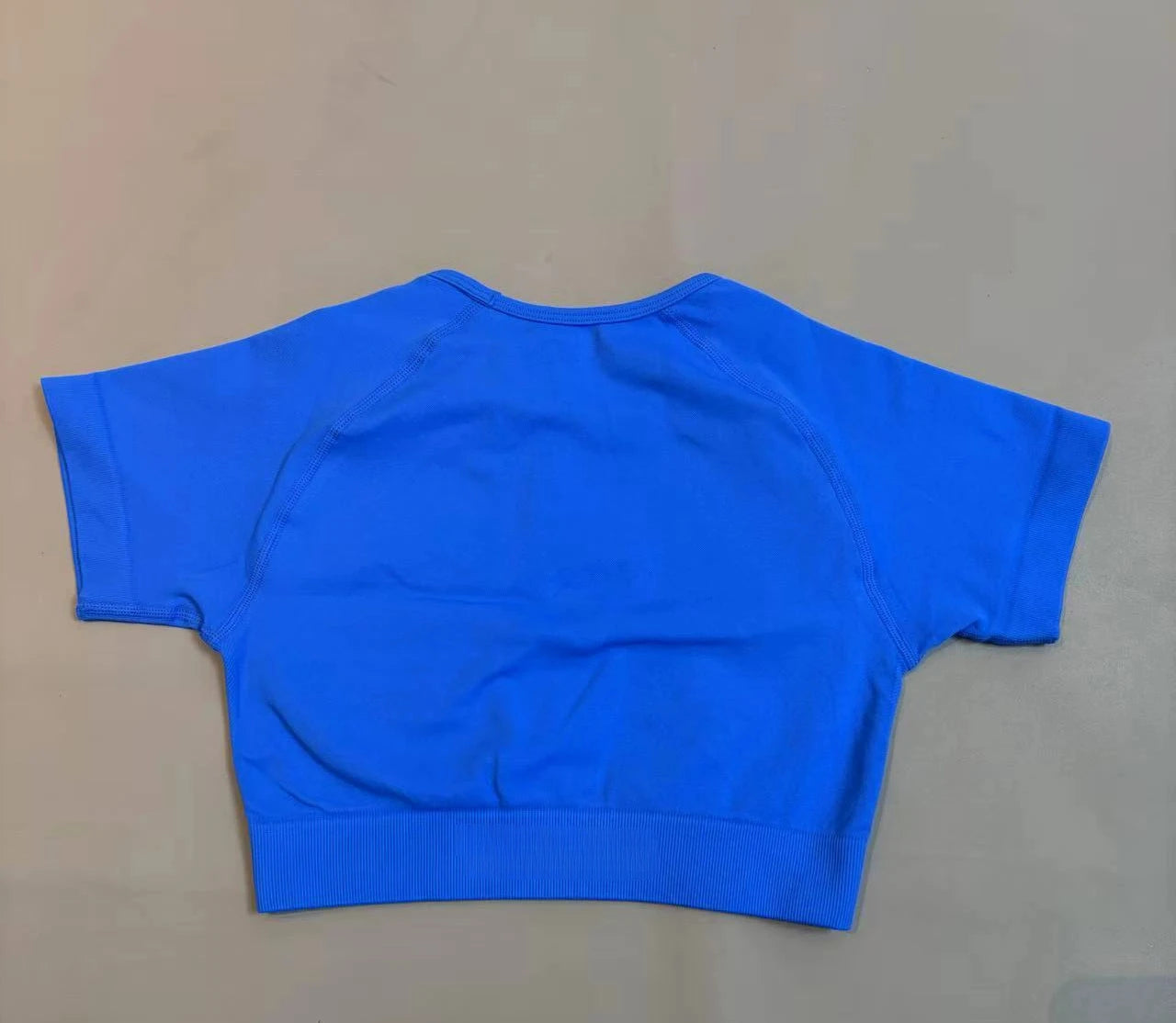 Crop Top Women Short Sleeve Yoga Top Shirts Light Weight Gym Crop Top Seamless Sports Shirt Cycling Breathable