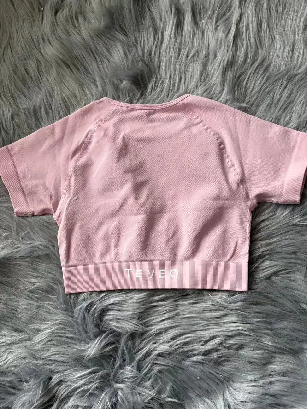 Crop Top Women Short Sleeve Yoga Top Shirts Light Weight Gym Crop Top Seamless Sports Shirt Cycling Breathable